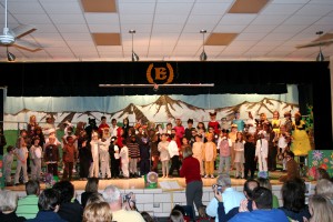 The cast of the first grade play: The Bear Went Over the Mountain. 